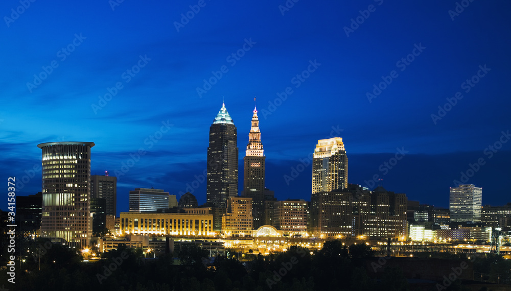Fototapeta premium Night in Cleveland