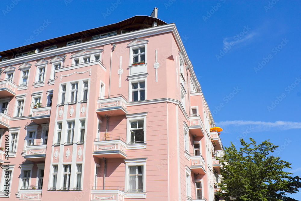 Naklejka premium Rosa Altbau