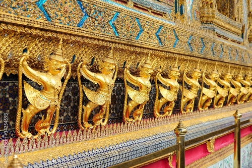 Golden Garuda, Wat Phra Kaew decorations