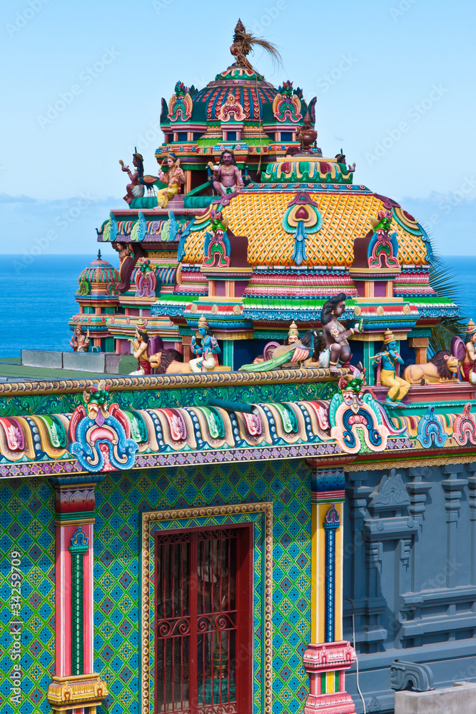 Fa ade D cor e Temple Indien le De La R union Photos Adobe Stock fa-ade-d-cor-e-temple-indien-le-de-la-r-union-photos-adobe-stock