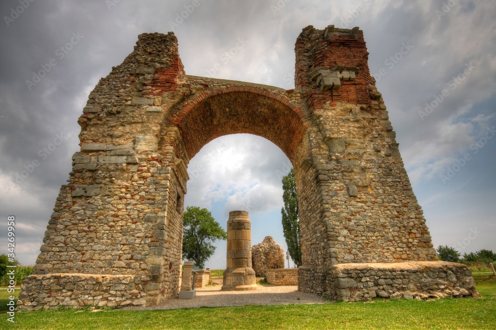 Naklejka premium Heidentor Carnuntum