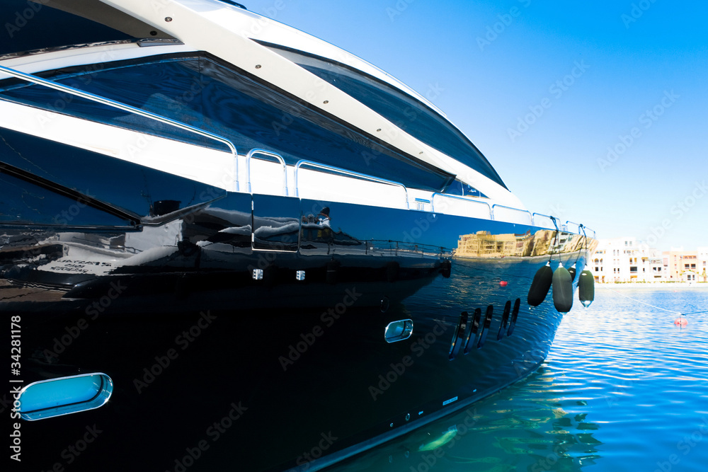 Naklejka premium Port Vacations Luxury