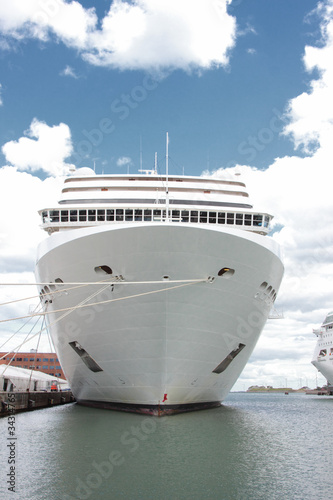 front of a cruise ship docked at a port in Norway © JPchret