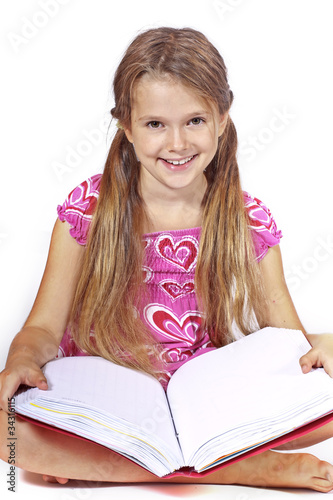 Mädchen beim Lesen