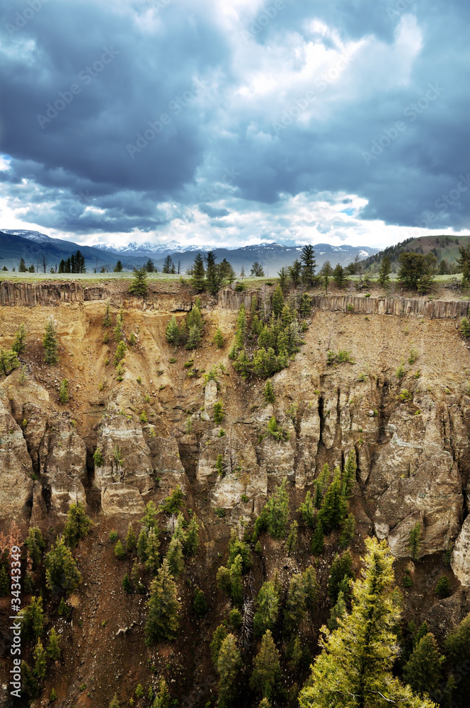 Naklejka premium mountain landscape