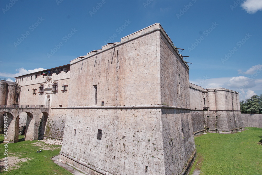 ex forte militare a L'Aquila, Abruzzo
