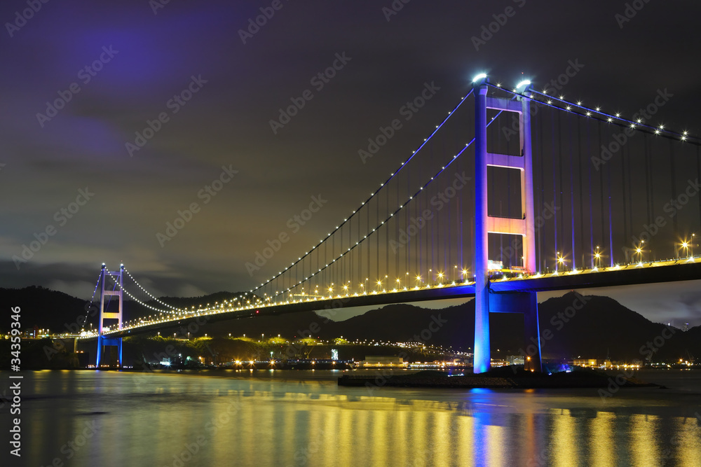 Obraz premium Tsing Ma Bridge night view