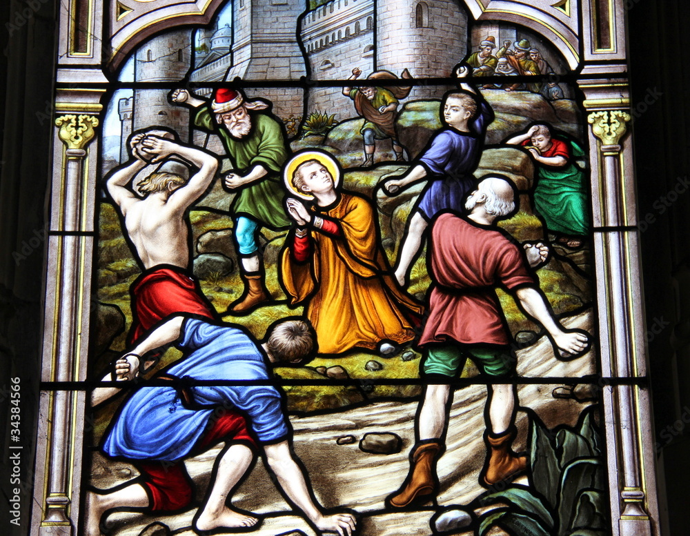 Lapidation, vitrail de l'église Saint-Seine à Corbigny en Bourgogne	