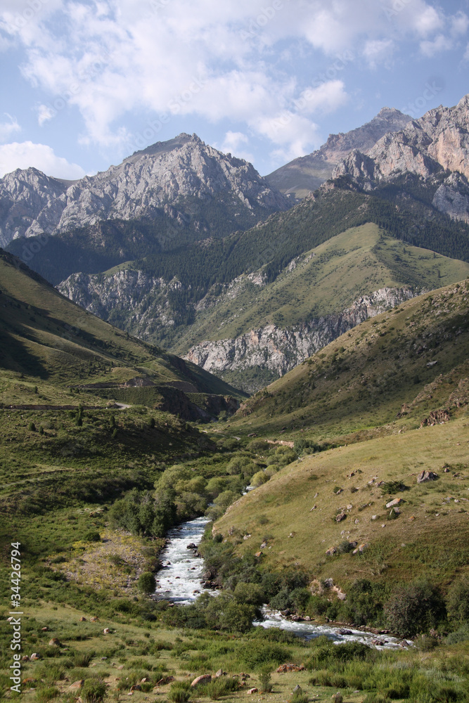 Naklejka premium Кыргызстан.Горы.Ущелье Беш таш