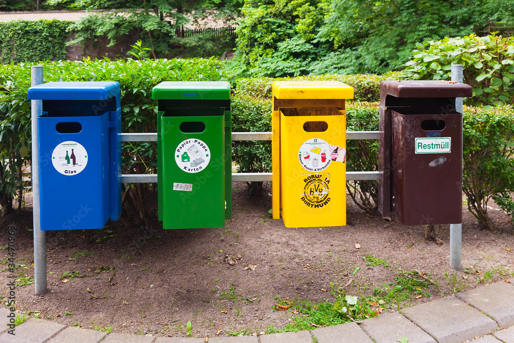 Recycling litter bins Recycling litter bins
