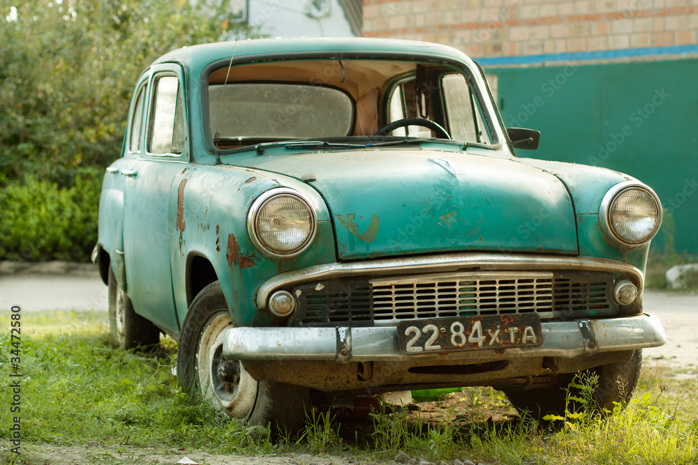 Picture of a old car