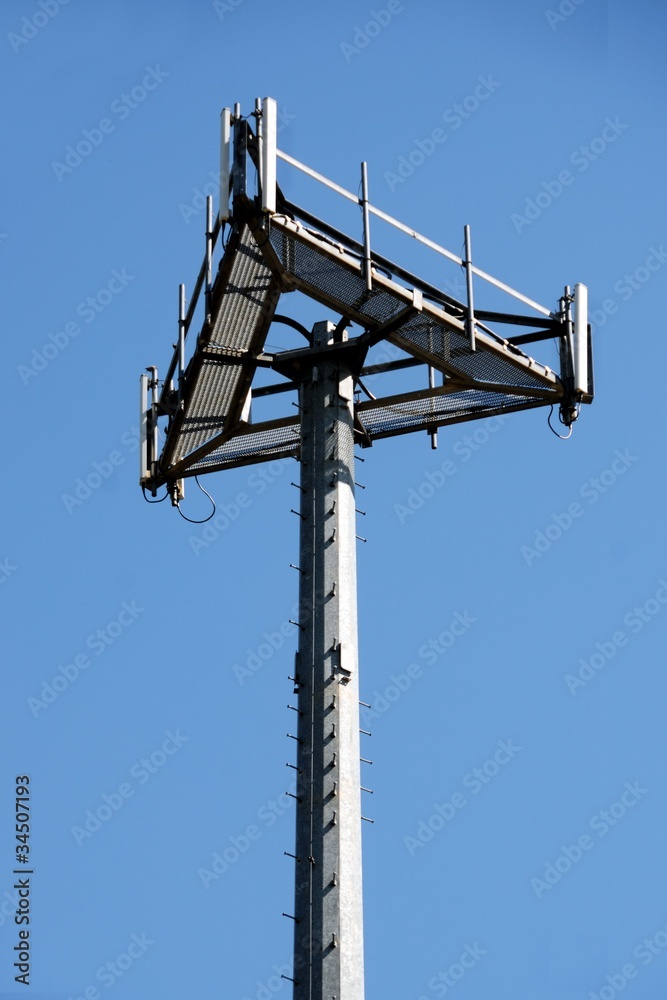 microwave telecommunications tower