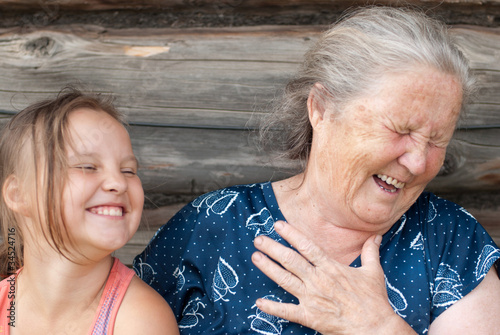 The elderly woman with the grand daughter