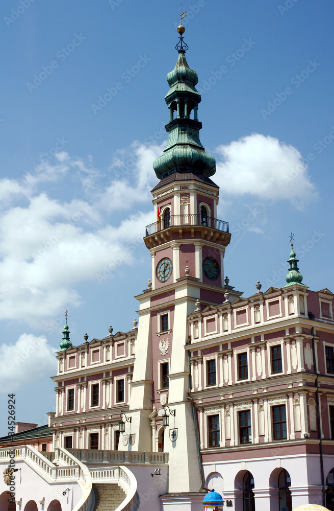 wieża renesansowego ratusza w Zamościu