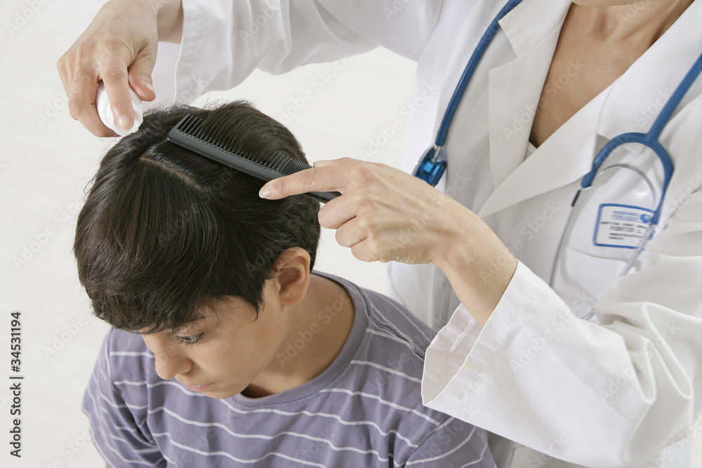 Traitement des poux par le service médical Traitement des poux par le service médical