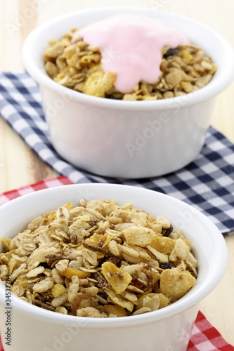 delicious and healthy granola