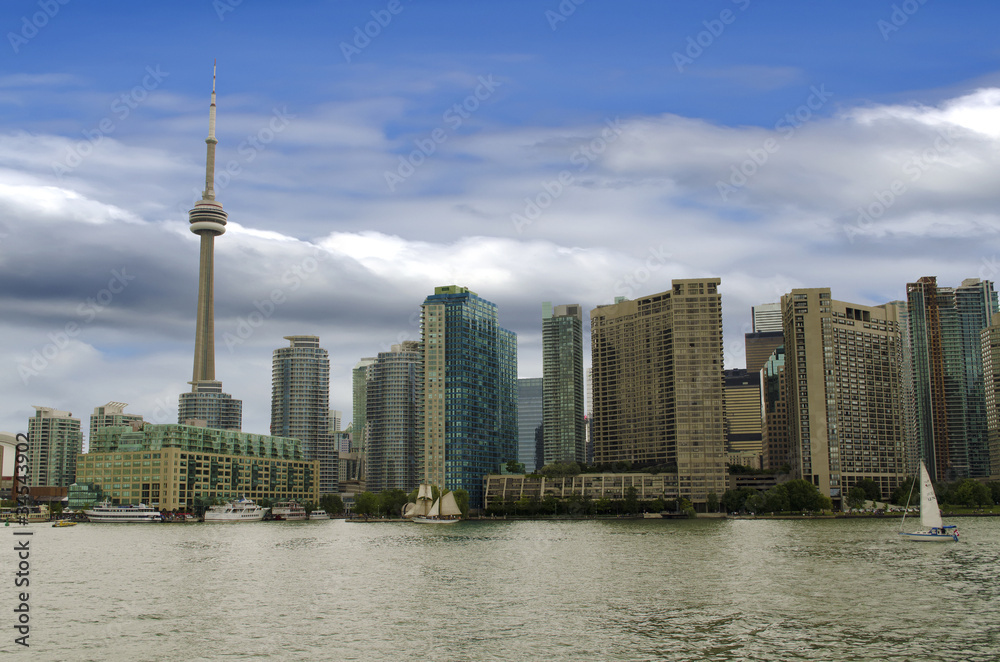 Obraz premium Toronto city skyline with CN tower
