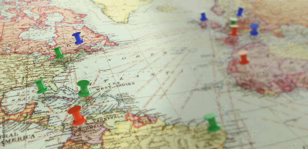 Naklejka premium Anqtiq world map