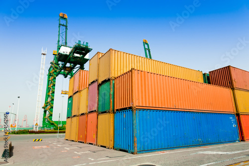 Container harbor