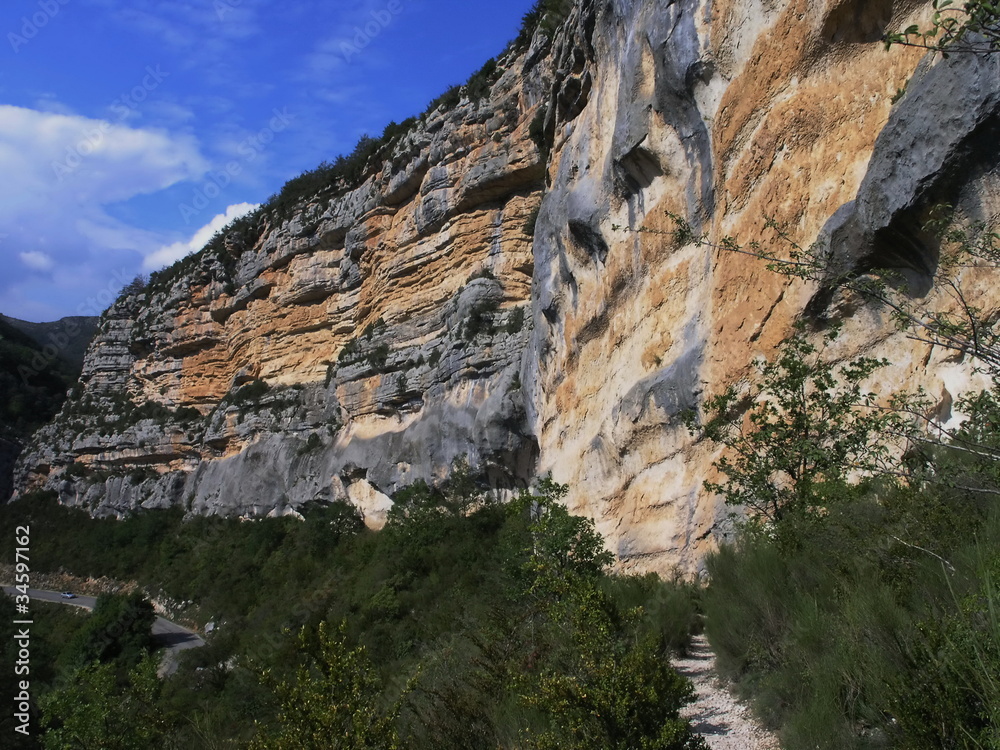 Provence - Felsenwand in der Verdonschlucht