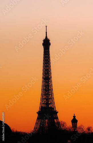 Sunset at the Eiffel Tower © Lucia Pitter