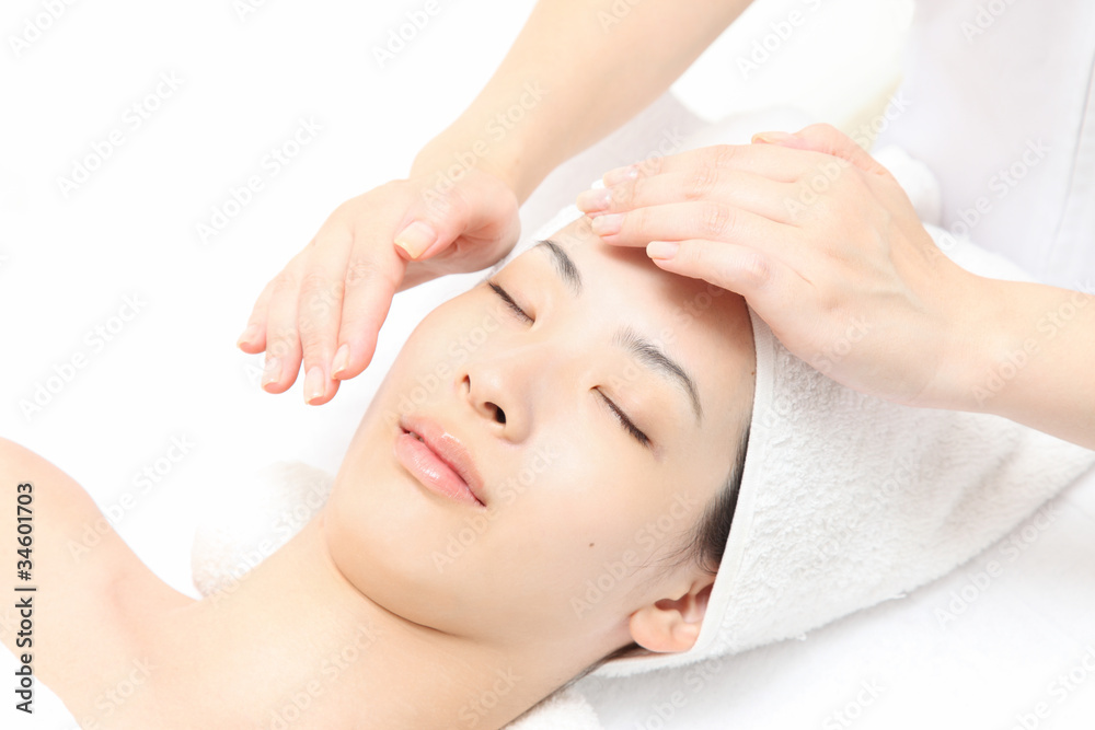 エステ　Face massage