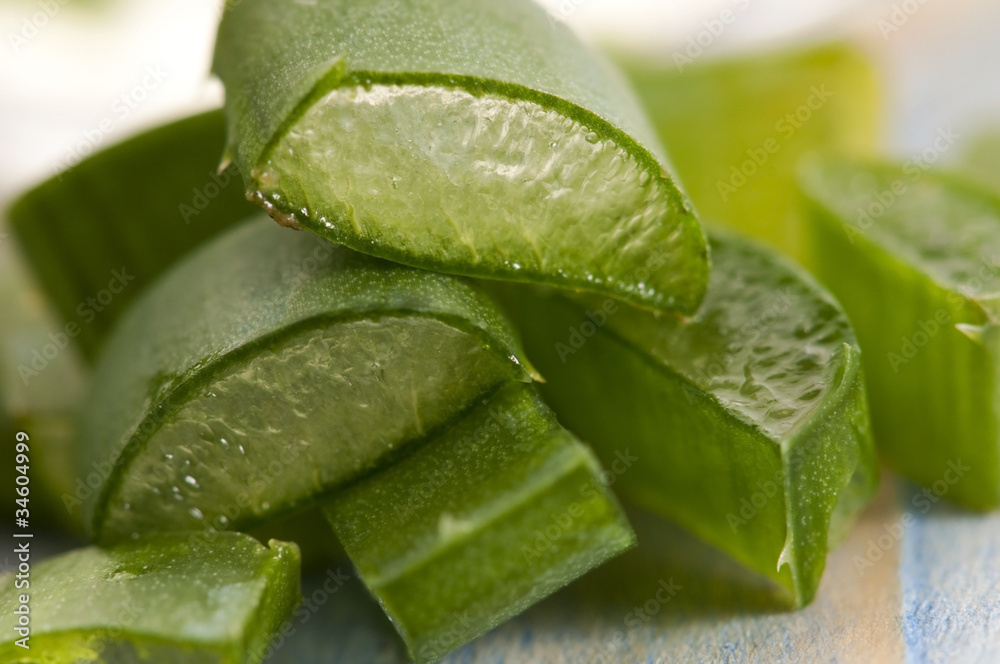 Fototapeta premium aloe vera juice with fresh leaves
