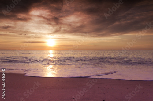 Sunrise at the Shore © MPSD