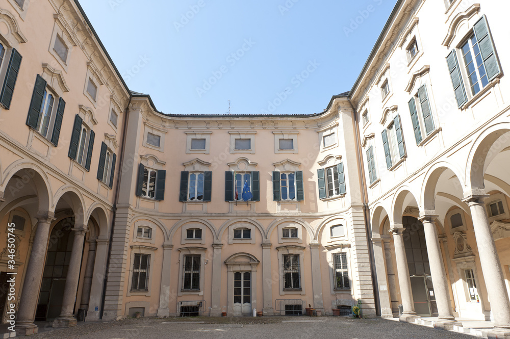 Pavia, historic palace court