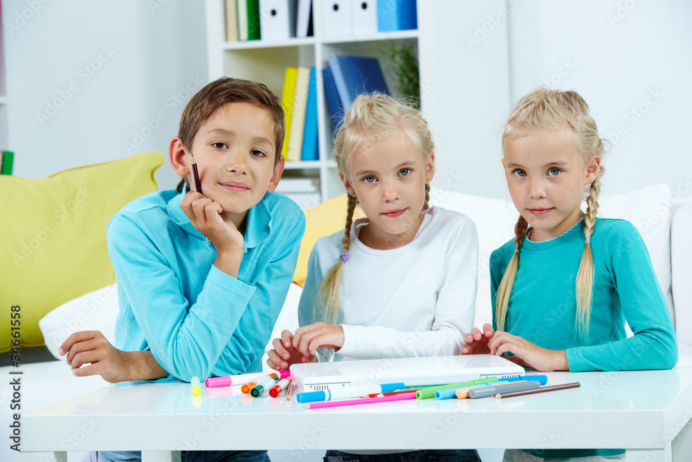 Fototapeta premium Group of schoolchildren