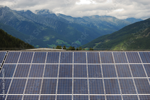 pannelli fotovoltaici photo