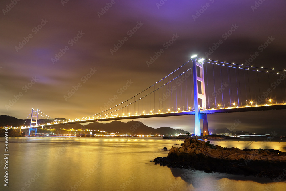 Fototapeta premium Night scene of tsing ma bridge