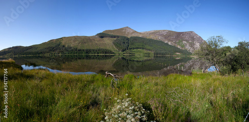 Llyn Cwellyn photo