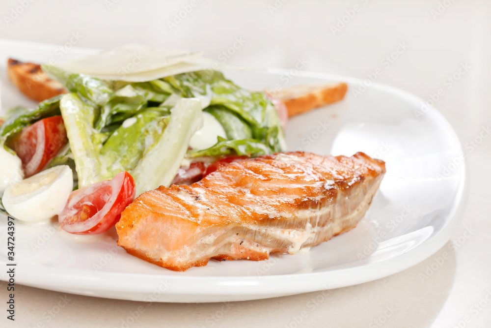 Fish steak with vegetables Fish steak with vegetables