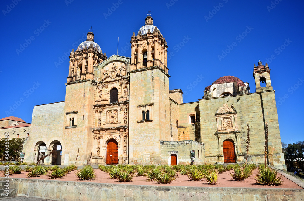 Santo Domingo Church in Oaxaca quarter view