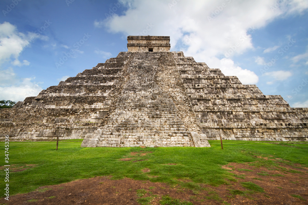 Kukulkan pyramid of Chichen Itza in Mexico Kukulkan pyramid of Chichen Itza in Mexico