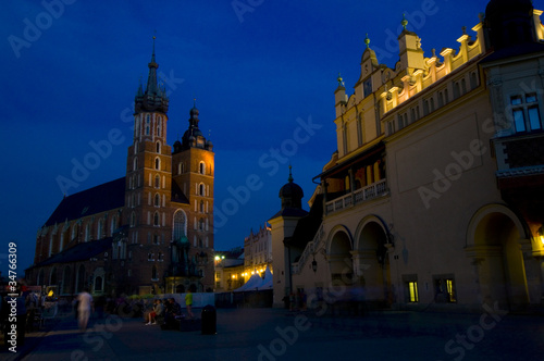 Marienkirche und Tuchhallen - Krakau - Polen