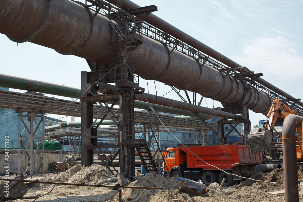 Construction of power heat pipelines in industrial factory Construction of power heat pipelines in industrial factory