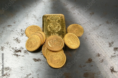 Goldbarren Goldmünzen
