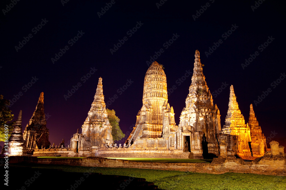 Fototapeta premium Wat Chaiwattanaram