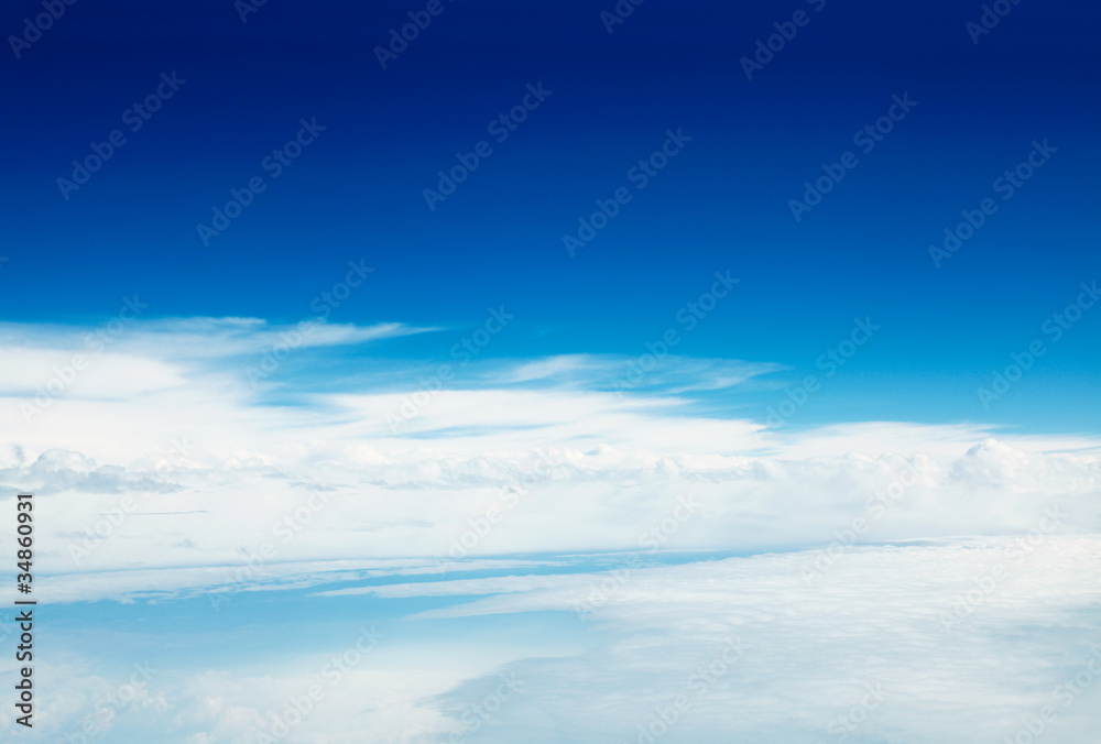 Fototapeta premium 雲の上の空