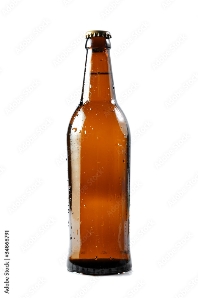 Brown beer bottle with water drops.
