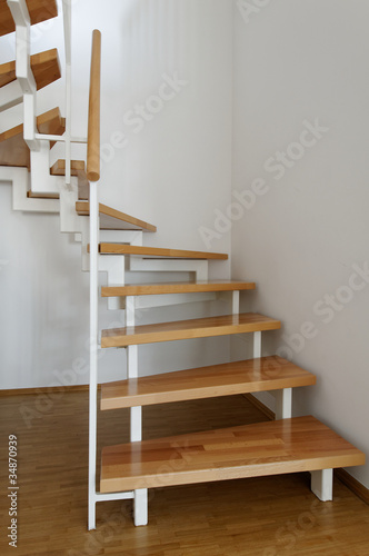 Treppe holz