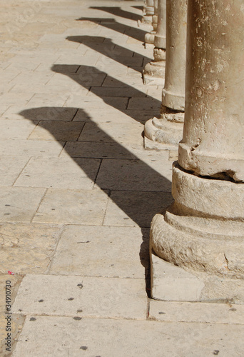 Obraz na płótnie Ancient columns w salonie