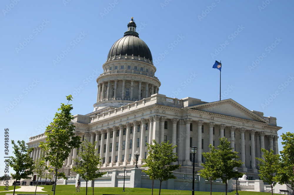 Naklejka premium State Capitol House and memorial in Salt Lake City Utah USA