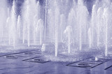 Splashing fountain