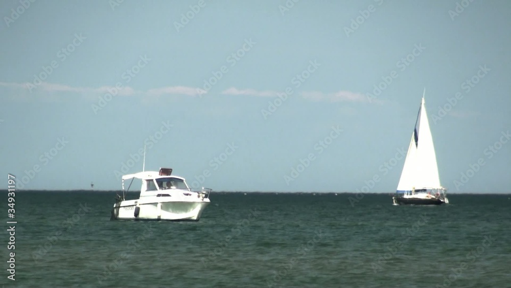 plaisance à voile, plaisance à moteur