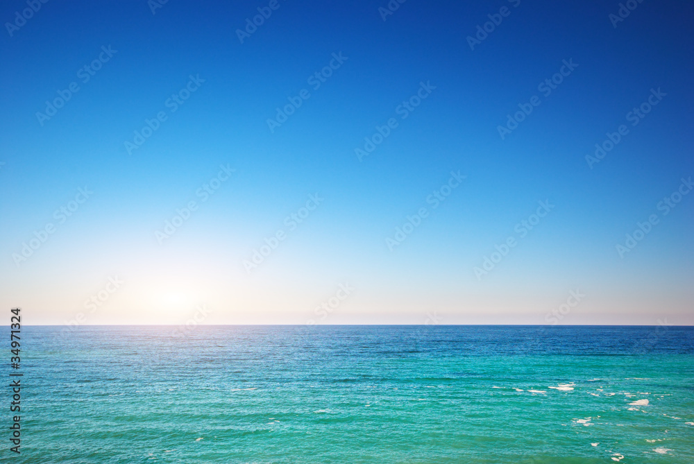 Obraz premium Deeb blue sea