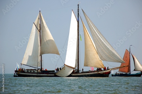 Régate des anciens bateaux pêcheur à Volendam, Pays-Bas