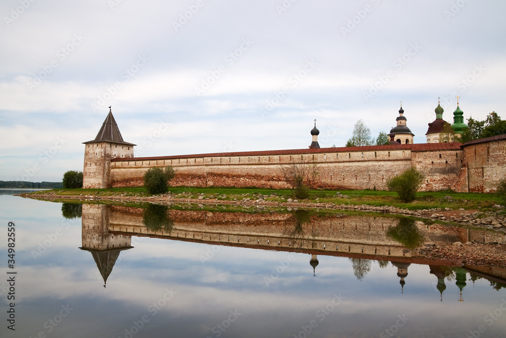 Архитектурный ансамбль Кирилло-Белозерского монастыря